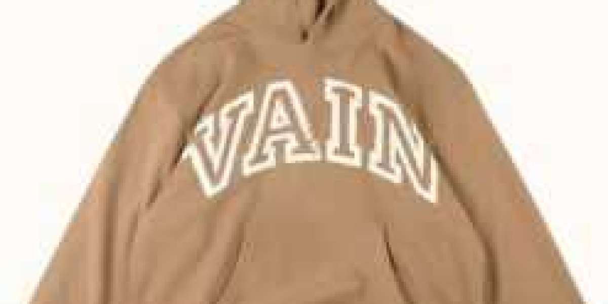 Saint Vanity: A New Voice in Streetwear Culture.