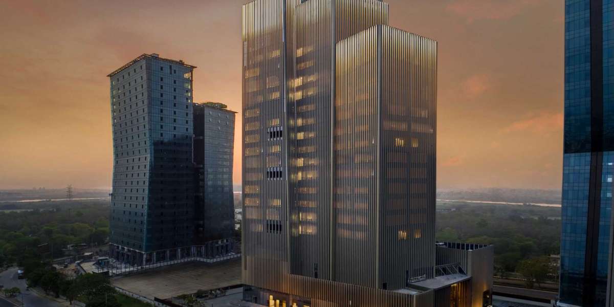 Max Estate Sector 105 Noida – A Future-Ready Commercial Space for Business Excellence