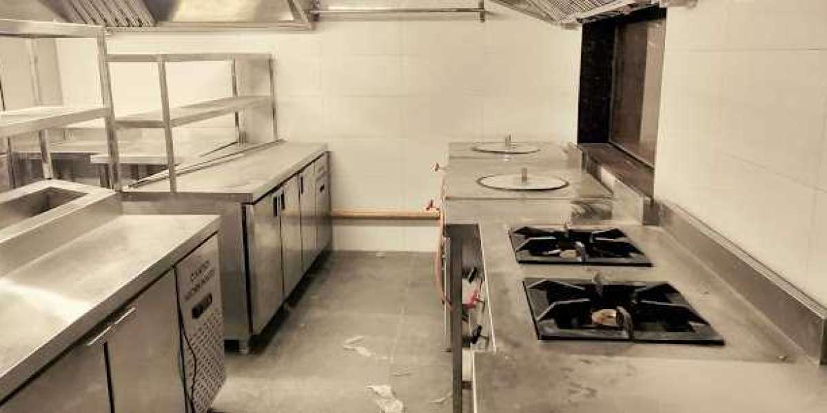 Best Bar Kitchen Equipment in Delhi for Modern & Efficient Bars